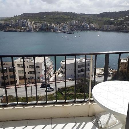 Private Room In Wonderful Sea View Apartment Сейнт Полс Бей Екстериор снимка